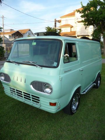 1965 FORD ECONOLINE HIPPIE VAN for sale: photos, technical specifications, description Vintage Vans Vehicles, Dog Showers, 60s Nostalgia, Kei Van, Hippie Vans, Vans Aesthetic, Econoline Van, Vans Surf, American Vans