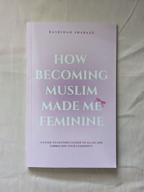 A new book for reading Muslimahs! 'How Becoming Muslim Made Me Feminine': a powerful guide crafted specifically for Muslim women seeking to embrace their femininity, deepen their connection with Allah, and liberate themselves from societal constraints. Indulge in this refreshing read about what it means to be a feminine Muslimah and the ideal traits of Muslim women. Includes insights rooted in the Quran and Hadiths. Getting Closer To Allah, Dua For Studying, Books On Islam, Best Islamic Books, Female Books, Petty Quotes, Islam Quotes About Life, La Ilaha Illallah, Pray Quotes