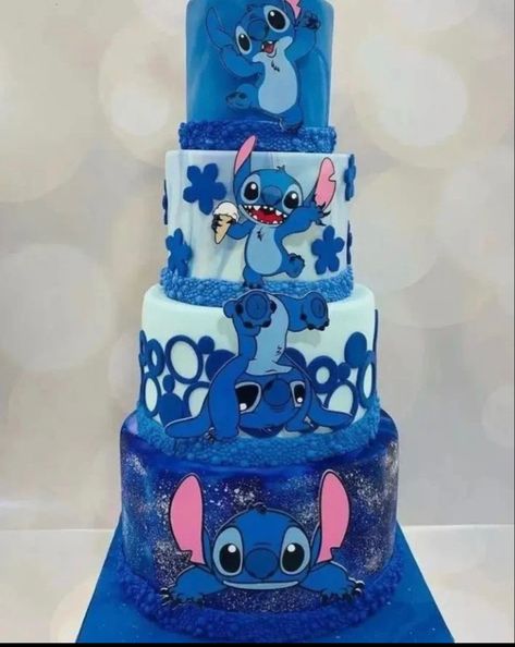 Lilo And Stitch Birthday Cakes, Stitch Quinceanera Theme, Stitch Wedding Ideas, Disney Stitch Cake, Stitch Wedding Dress, Cute Stitch Stuff, Bolo Tema Stitch, Bolos Do Stitch, Stitch Birthday Cakes