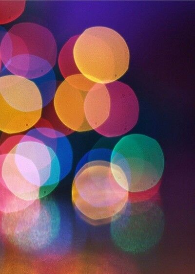 Blurry lights Bokeh Art, Blurry Lights, Sunset Canvas Painting, Blurred Lights, Spiritual Paintings, Sun Painting, Bokeh Photography, Background Drawing, Bokeh Lights