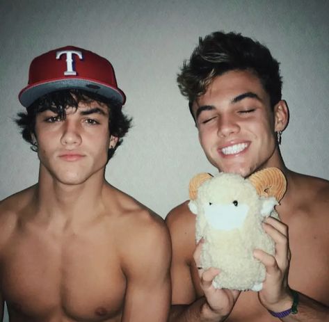 Twins, Baseball, Dolan Twins