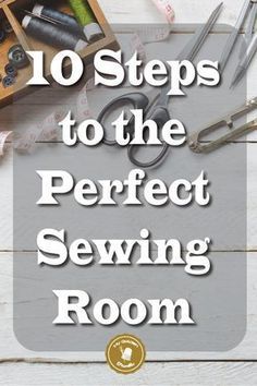 Organize Sewing Room Small Spaces, Small Sewing Rooms Ideas, Simple Sewing Room Ideas, Sewing Room Curtains Ideas, Organizing Sewing Rooms, Quilting Room Layout, Small Sewing Room Ideas Layout, Organize Sewing Room, Sewing Room Ideas Organizing