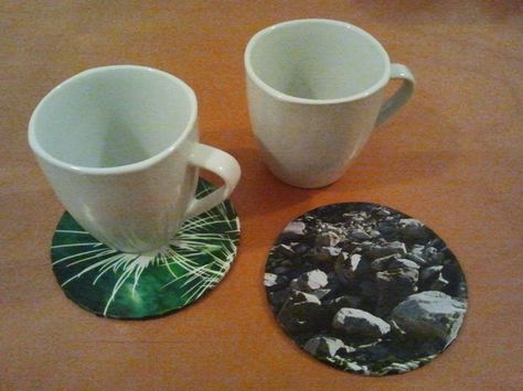 Picture of Cardboard Coasters Cartonnage, Cardboard Coasters, Make Coasters, Cardboard Box Crafts, How To Make Coasters, Coaster Holder, Moving Boxes, Cardboard Art, Cardboard Paper