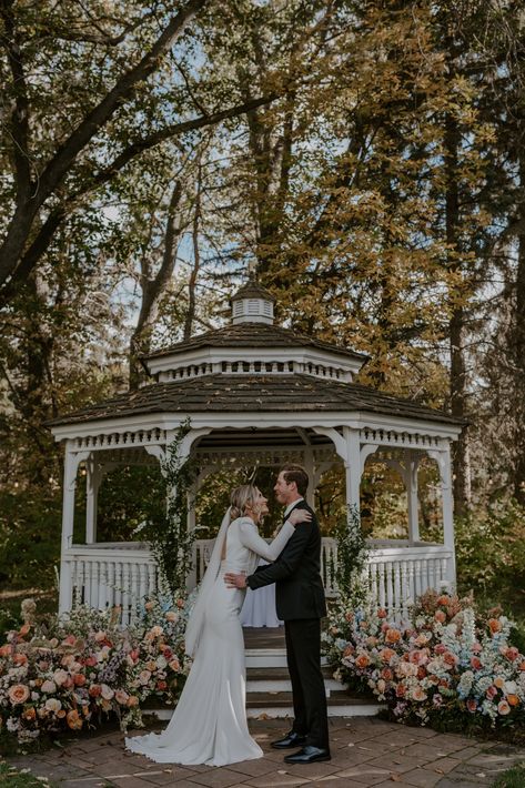 Wedding Ceremony Pavilion, Gazebo Ceremony Wedding, Gazebo Wedding Photos, White Gazebo Wedding, Wedding Ceremony Gazebo, Gazebo Ceremony, Gazebo Wedding Ceremony, Small Gazebo, Wedding Gazebo