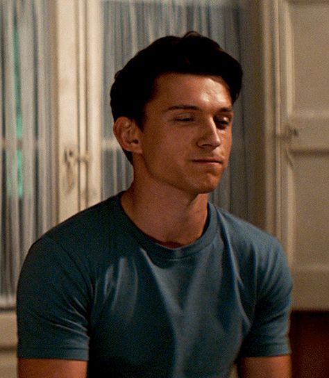 Hot Peter Parker, Peter Parker Cute, Dark Peter Parker, Tom Holland Boyfriend Material, Tom Holland Nathan Drake, Nathan Drake Tom Holland, 3 Peter Parker, Tom Holland Uncharted, Peter Parker Tom Holland