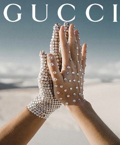 Vogue Astethic, Autumn Fashion Grunge, Status Symbol, Gucci Brand, Brand Magazine, Wallpapers For Iphone, Fashion Cover, Fashion Wallpaper, Picture Collage Wall