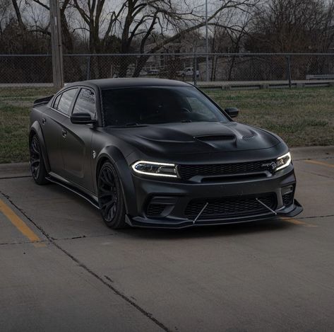 Dodge Charger Gt Black, Srt Dodge Charger, All Black Dodge Charger, Black Hellcat Srt, Matte Black Dodge Charger, Blacked Out Hellcat, Dodge Charger 2022, 392 Challenger, Hell Cat Charger