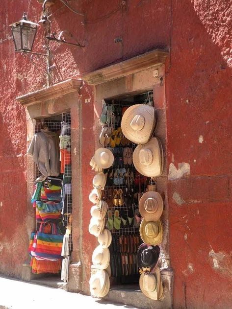 Mexican Street Clothes, Salvadoran Aesthetic, Mexican Cowboy Aesthetic, Mexican Restaurant Aesthetic, Old Mexico Aesthetic, Vintage Mexican Aesthetic, Mexicana Aesthetic, Chilean Culture, Mexican Store