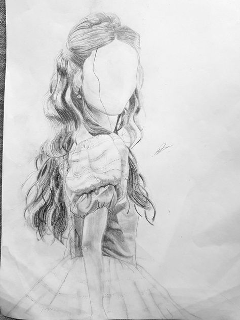 Drawing Base Vampire, Vampire Sketch Character Design, Katherine Pierce Sketch, Vampire Drawings Sketches, The Vampire Diaries Sketches, Katherine Pierce Tattoo Ideas, Easy Vampire Drawings, Katherine Pierce Tattoo, The Vampire Diaries Painting