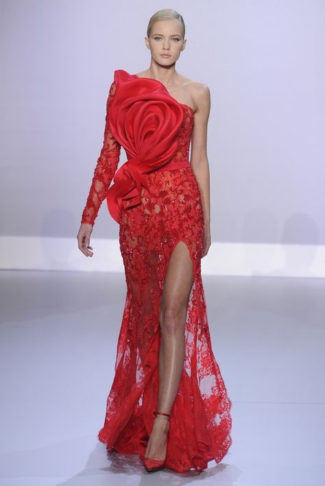 Ralph & Russo Couture Spring 2014 - Slideshow - Runway, Fashion Week, Fashion Shows, Reviews and Fashion Images - WWD.com Red Formal Gown, Couture 2014, 파티 드레스, Gaun Fashion, Ralph Russo, Bright Starts, Spring Florals, Fashion Week Paris, Ralph And Russo