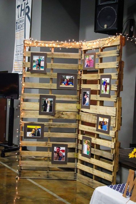 Wedding pallet wall picture display Pallet Picture Display, Palette Display, Pallet Backdrop, Graduation Party Pictures, Pallet Pictures, Pallet Display, Pallet Wedding, Pallet Wall, Party Pictures