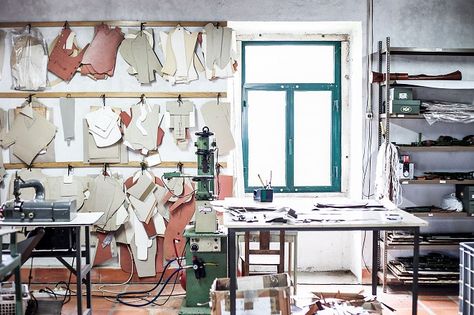 artisan leather work tools | ... through Portugal and its Heritage Artisan Leather Industry Part 1 Couture, Haute Couture, Artist Studio Organization, Atelier Ideas, Designing Process, Sewing Room Design, Workshop Studio, Leather Industry, Sewing Space