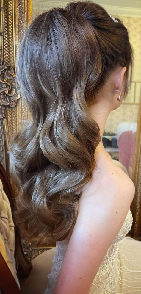 High And Low Ponytails For Any Occasion : Bouncy Bridal Ponytail Sleek Half Ponytail, Half Ponytail Hairstyles, Ponytail Bridal Hair, Puffy Ponytail, Curled Ponytail Hairstyles, Puff Hairstyles, Prom Ponytail Hairstyles, Wedding Ponytail Hairstyles, Braided Ponytails