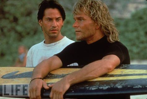 Patrick Swayze and Keanu Reeves "Point Break" Point Break Movie, Patrick Swayze Movies, Point Break 1991, Patrick Swazey, Lisa Niemi, Johnny Utah, Keanu Reeves Movies, Keanu Reeves Life, Surf Movies