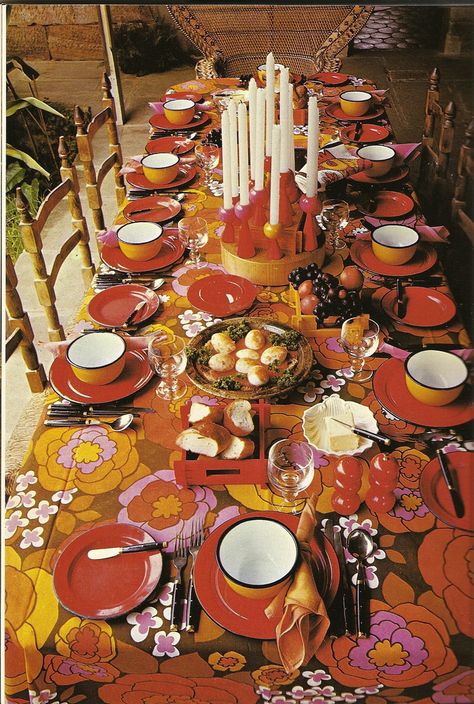 A Colourful Luncheon Table 70s Dinner Party Decor, 1970s Lifestyle, 21st Themes, Virgos Groove, Retro Table Setting, 70s Party Decor, Americana Interior Design, 70s Birthday Party, 70s Birthday Party Ideas