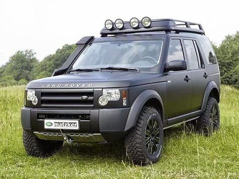 One evil looking Discovery 3 (D3) Land Rover Off Road, Landrover Discovery, Land Rover Discovery 2, Discovery 3, Bug Out Vehicle, Landrover Defender, Range Rover Classic, Overland Vehicles, Suv Cars