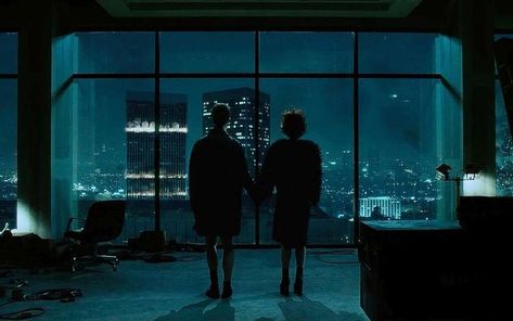 Iconic Movie Scenes & Images | Cool Cinematography Stills Logo Film, Marla Singer, Filmmaking Cinematography, Edward Norton, Image Film, Tyler Durden, Best Cinematography, Septième Art, David Fincher