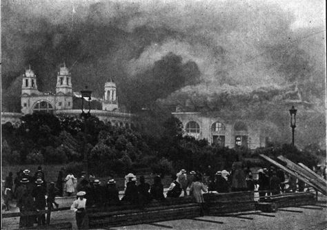 13 Oldest Photos Ever Taken In Chicago Columbian Exposition 1893, Chicago Cultural Center, World's Columbian Exposition, Chicago Pictures, Visit Chicago, Chicago History, Big Cities, Park In New York, Chicago River