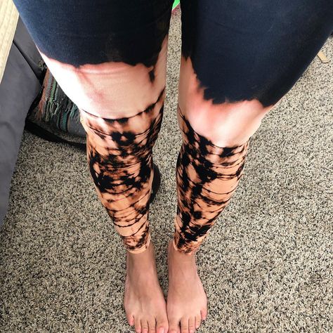 Megan on Instagram: “I did a thing! #bleachtiedye #leggings #tiedyeleggings #tiedyelove #hippie #hippister #electricforestbound #diy #bleach” Bleach Diy Clothes, Tie Dye Leggings Outfit, Diy Leggings Pattern, Bleached Leggings, Diy Leggings, Diy Bleach, I Did A Thing, Tights Socks, Bleach Tie Dye