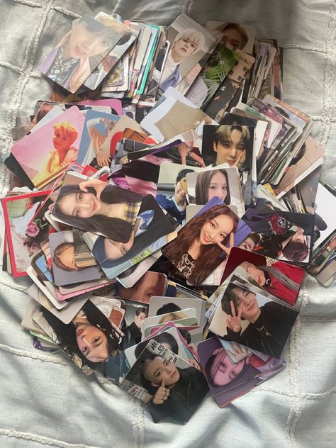 Kawaii, Photo Cards Aesthetic, Pc Collection Kpop, Kpop Photocard Aesthetic, Photo Card Aesthetic, Gg Photocards, Photocards Kpop Collection, Rare Photocards, Kpop Photocards Collection