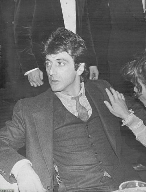 Al Pacino Paparazzi, American Actors, Young Al Pacino, Don Corleone, Tony Montana, Al Pacino, العناية بالشعر, The Godfather, Cultura Pop