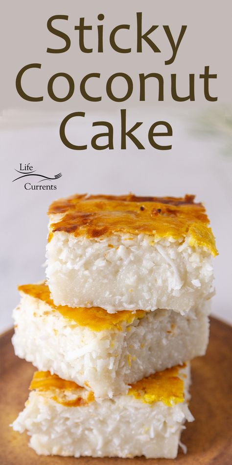 This gluten free Indonesian Sticky Coconut Cake (Wingko Babat) is a coconut filled dessert snack that’s easy to make and so delicious! Chinese Desserts, Indonesian Desserts, Coconut Cake Recipe, Desserts Cake, Coconut Desserts, Thai Dessert, Indian Dessert Recipes, Think Food, Indian Desserts