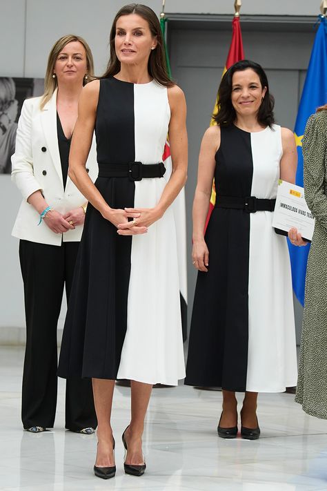Haute Couture, Couture, Queen Letizia Black Dress, Queen Letizia Of Spain Style, Queen Litizia Fashion, Queen Letizia Dress, Queen Letizia 2023, Princess Letizia Style, Queen Letizia Style Dresses