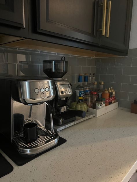 Madeleine, Breville Espresso Machine Station, Breville Bambino Plus, Breville Bambino, Coffee Bar Ideas Kitchen Counter, Expresso Machine, Breville Espresso Machine, Breville Espresso, Coffee Station Kitchen