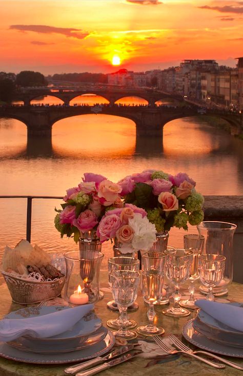 A romantic dinner at the Four Seasons Hotel Firenze on Ponte Vecchio overlooking the Arno River in Florence, Italy • photo: Four Seasons Honeymoon Destinations, Romantic Holiday, Paris Jackson, Romantic Destinations, Over The River, Romantic Places, Dream Holiday, Paris Saint-germain, Paris Hilton