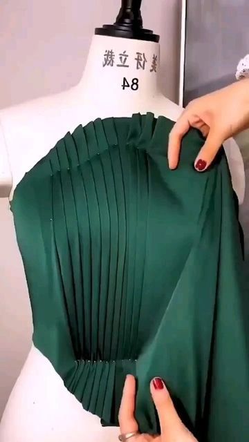 How To Make Dress, Make Dress, Dress Sewing Tutorials, Draping Fashion, Gaun Fashion, Sewing Clothes Women, Fashion Sewing Tutorials, Fashion Design Patterns, Sewing Tutorials Clothes