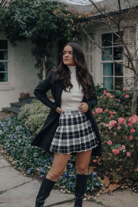 cd0dce8fca267bf1fb86cf43e18d5598desc49817654ri Skater Skirt Winter Outfit, Plaid Skirt Styling, Plaided Skirt Outfits, Prep Girl Aesthetic, Plaid Skater Skirt Outfit, How To Style A Plaid Skirt, How To Style Plaid Skirt Outfit, Plaid Skirt Winter Outfit, Pleated Plaid Skirt Outfit