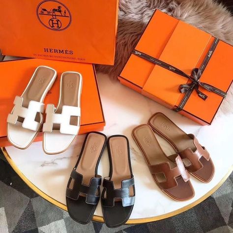 WHATSAPP us on +97155-8874878 for shopping and price details Hermes Slippers, Lebanon Beirut, Shoes Shopping, Sandals Outfit, Paris London, Kelly Bag, Beach Slippers, Bag Shoes, Hermes Shoes