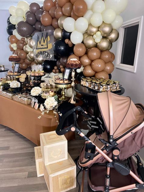 Black People Baby Shower Ideas, All Black Baby Shower Theme, Tan Baby Shower Ideas, Baby Shower Black People, Baby Shower Brown Theme, Black Baby Shower Theme, Baby Shower Themes Black People, Baby Shower Ideas Black People, Black Baby Shower Ideas