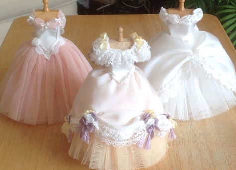 Three of my 1/12 th scale dresses I have made Dollhouse Doll Clothes, Mini Dress Form, Dollhouse Clothes, Miniature Dress, Barbie Wedding Dress, Dress Card, Diy Doll Miniatures, Fairy Dresses, Paper Dress