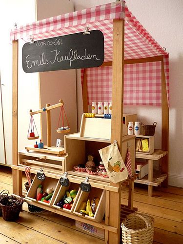 I would love to figure out how to make this for Emma! Diy Kids Grocery Store, Kids Grocery Store, Play Grocery Store, Koti Diy, Maluchy Montessori, Play Kitchens, Dramatic Play, Diy Kids, Play Kitchen