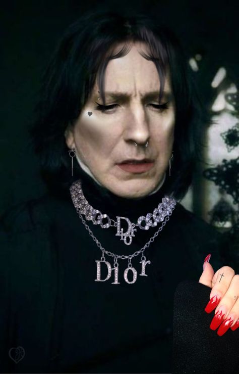 Oh I feel JUDGED! This look is giving and I am living. Okay miss girl! #severus #snape #harrypotter #dankmemes #acrylics #materialgirl #slay Severus Snape, Miss Girl