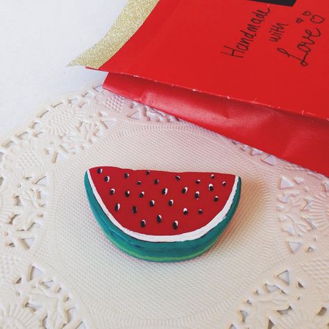 Polymer Clay, Clay Watermelon, Brooch Diy, Polymer Crafts, Handmade Charms, Clay Projects, Watermelon, Charms, Ring