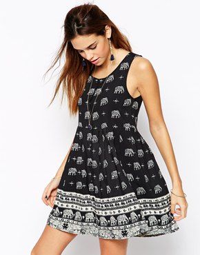 Kiss The Sky Button Down Dress In Elephant Print Elephant Print Dress, Elephant Stuff, Elephant Clothes, Elephant Fashion, Elephant Dress, Kiss The Sky, Bohemian Mode, Asos Dress, Down Dress