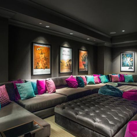 Home Theater Ideas Living Room, Theater Room Paint Colors, Remodeling Living Room, Montage Deer Valley, Home Theater Ideas, Basement Movie Room, Theater Room Decor, Home Theater Room Design, Living Room Luxury