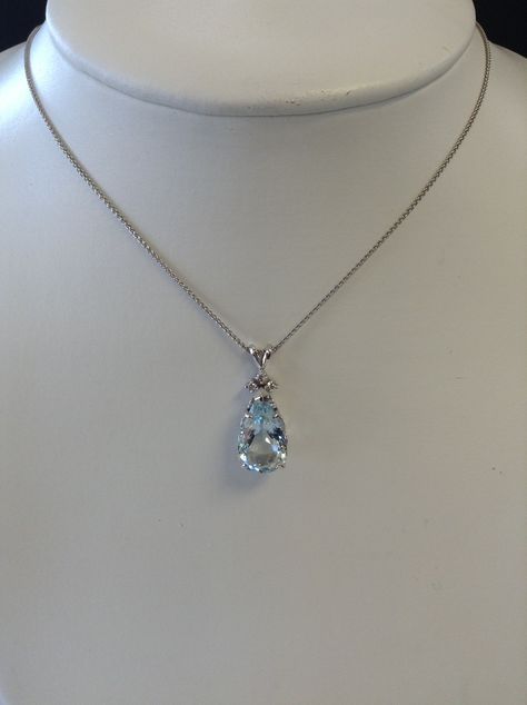 Beautiful custom 6.5ct  pear shape aquamarine and diamond pendant.  #customjewelry #pendant #skatellscharlotte Aquamarine Teardrop Necklace, Aquamarine Necklace Aesthetic, Pendant Aesthetic, Necklace Diamond Pendant, قلادات متدلية, Fancy Jewelry Necklace, Gelang Manik-manik, Pretty Jewelry Necklaces, Princess Jewelry