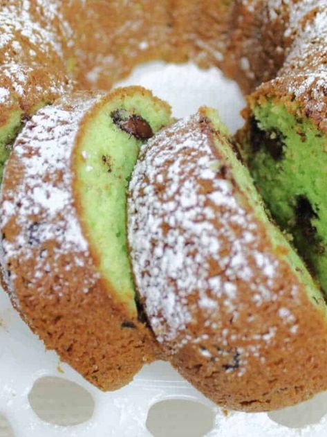 St. Patrick's Day Cake - Pistachio bundt cake - Momcrieff St Patrick’s Day Bundt Cake, Chocolate Chip Bundt Cake Recipe, Pistachio Bundt Cake, Gluten Free Bundt Cake, Cake Pistachio, St Patrick's Day Dessert, St Patricks Day Cakes, Chocolate Chip Bundt Cake, Irish Desserts