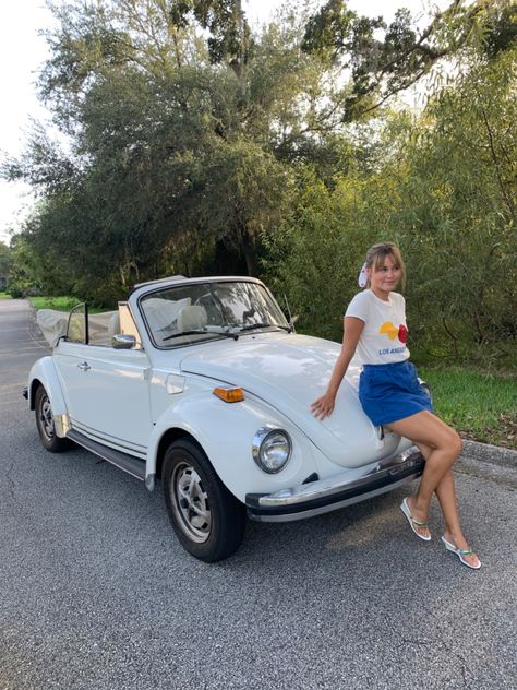 #volkswagen #volkswagenfashion #vintagecar #vintagecaraesthetic #buggy #bugcar #bugcarinspo 1970s Volkswagen Beetle, 1973 Volkswagen Beetle, Old Buggy Car, Volkswagon Bug Aesthetic, Volkswagen Bug Aesthetic, Cute Volkswagen Beetle, Beatle Car Volkswagen, Buggy Volkswagen, White Volkswagen Beetle