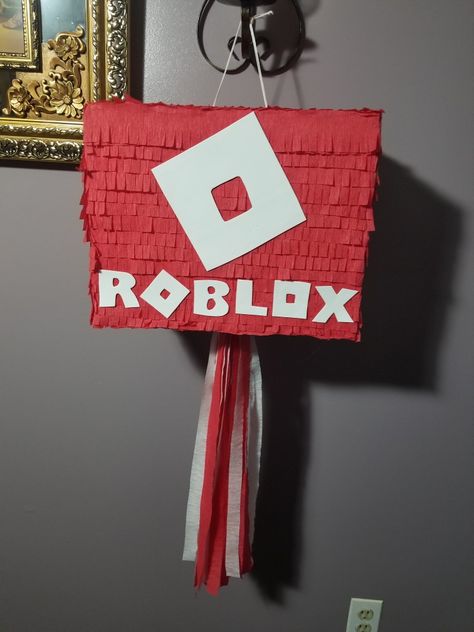 Roblox Diy Crafts, Roblox Pinata, Roblox Piñata, Homemade Pinata, Roblox Theme, Roblox Party, Roblox Birthday, Gamer Party, Boy Birthday Party Themes