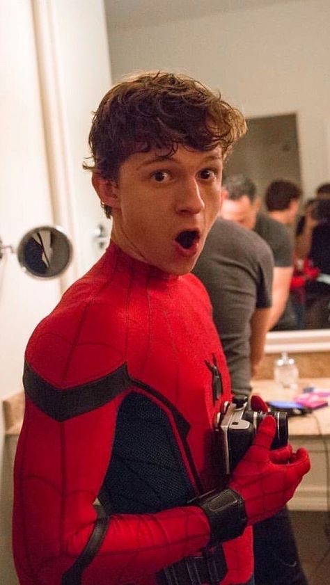 Spiderman Tom Holland, Spiderman Tom, Parker Spiderman, Tom Hollan, Peter Parker Spiderman, Tom Holand, Tom Holland Zendaya, Karakter Marvel, Tom Holland Imagines