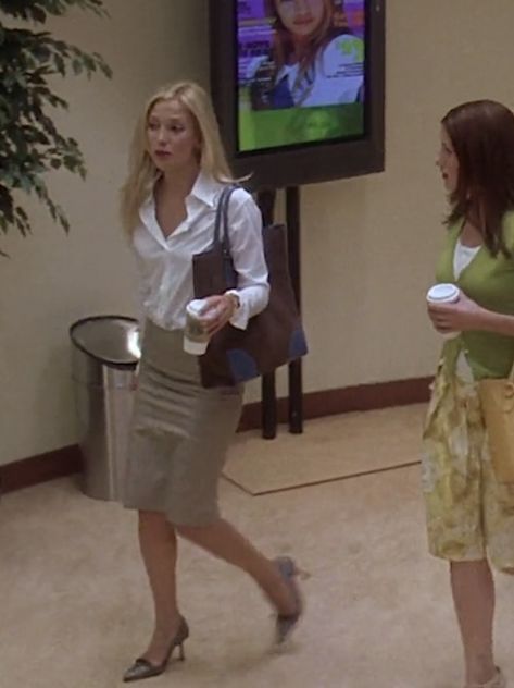 Kate Hudson Outfits 2000s, Workcore Outfit Women, Secretary Core Outfit, British Fashion Aesthetic, 50s Office Fashion, Early 2000s Office Fashion, 90s Work Fashion, 2000s Corporate Aesthetic, 2000s Office Outfits