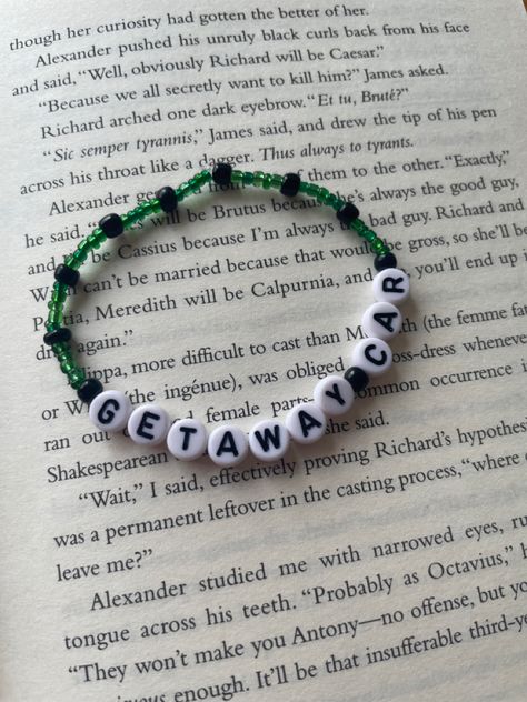 Getaway Car Bracelet Taylor Swift, Getaway Car Taylor Swift Bracelet, Reputation Taylor Swift Bracelet Ideas, Getaway Car Bracelet, Taylor Swift Friendship Bracelet Reputation, Yoyok Friendship Bracelet Taylor Swift, Reputation Friendship Bracelet, Eras Bracelet, Taylor Swith