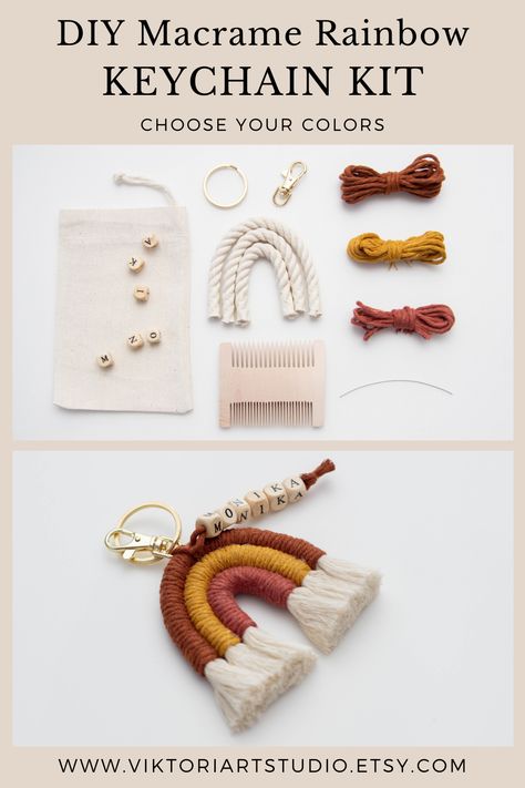 Makrame Keychain Diy, Wedding Giveaways Ideas Souvenirs, Diy Macrame Rainbow, Keychain Diy Easy, Macrame Rainbow Keychain, Diy Crafts Keychain, Simpul Makrame, Pola Macrame, Diy Kits For Adults