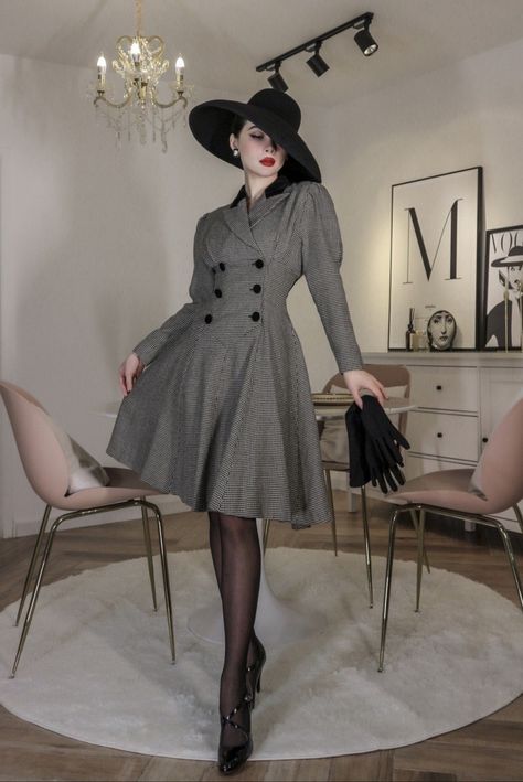 Classy Vintage Outfits, Le Palais Vintage, Vintage Outfits Classy, What Not To Wear, Elegantes Outfit Frau, Crush On You, Simple Casual Outfits, Outfits Stylish, Elegant Outfit Classy