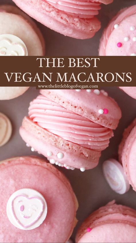 How to make vegan macarons Macarons Easy, Cream Macarons, Vegan Macarons, Vegan Pastries, Vegan Baking Recipes, Vegan Desert, Vegan Bakery, Healthy Vegan Desserts, Desserts Vegan