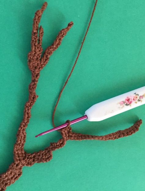 Amigurumi Patterns, Crochet Leaf Stitch Free Pattern, Crochet Leaf Stitch, Leaf Crochet Pattern, Tree Crochet Pattern, Leaf Crochet, Leaf Stitch, Tree Crochet, Crochet Leaf